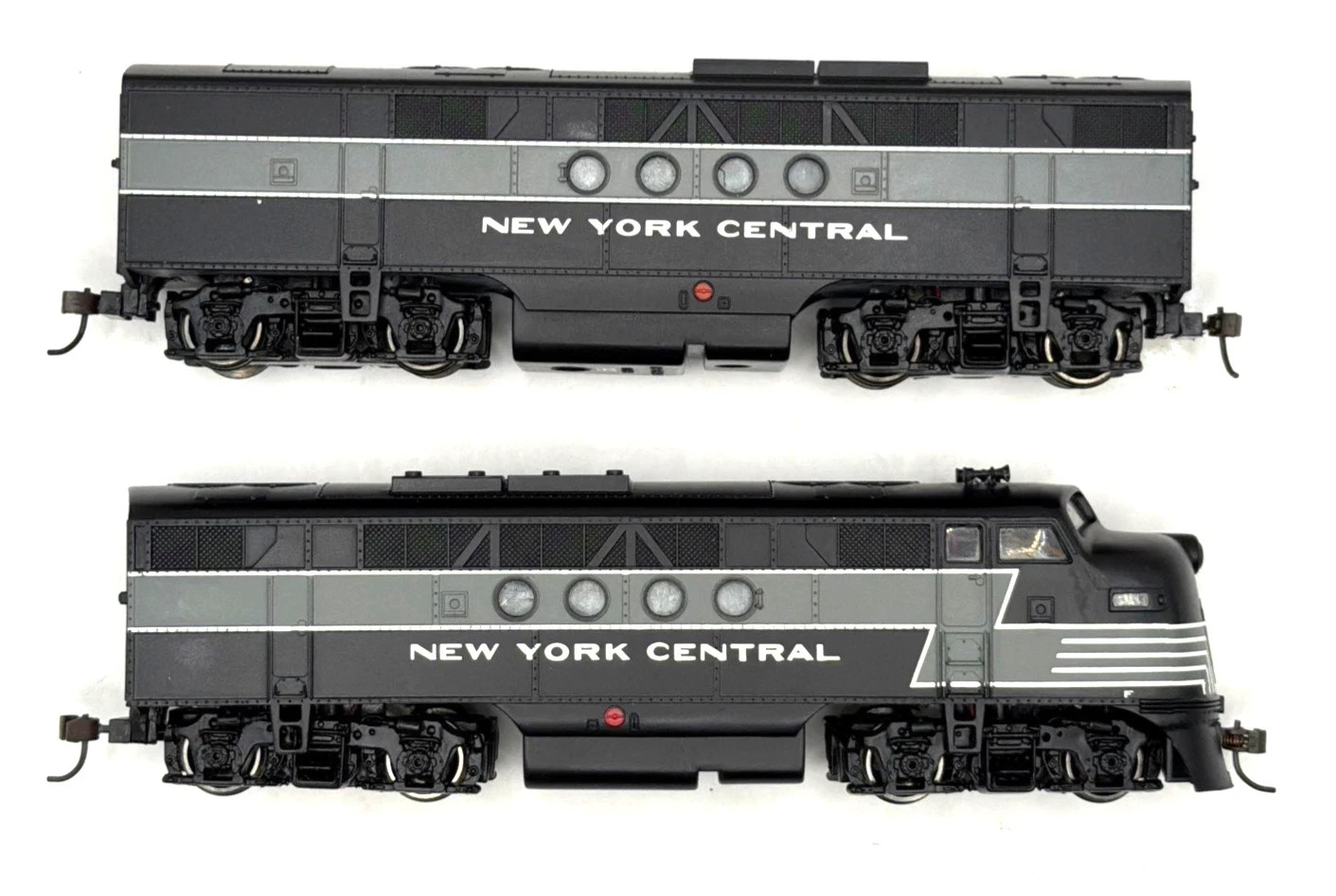 Bachmann HO Scale DCC & DC New York Central A & B unit