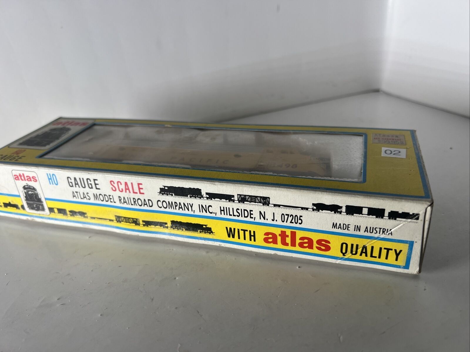 Atlas HO Scale Union Pacific F-9 #1498 C-9 in box