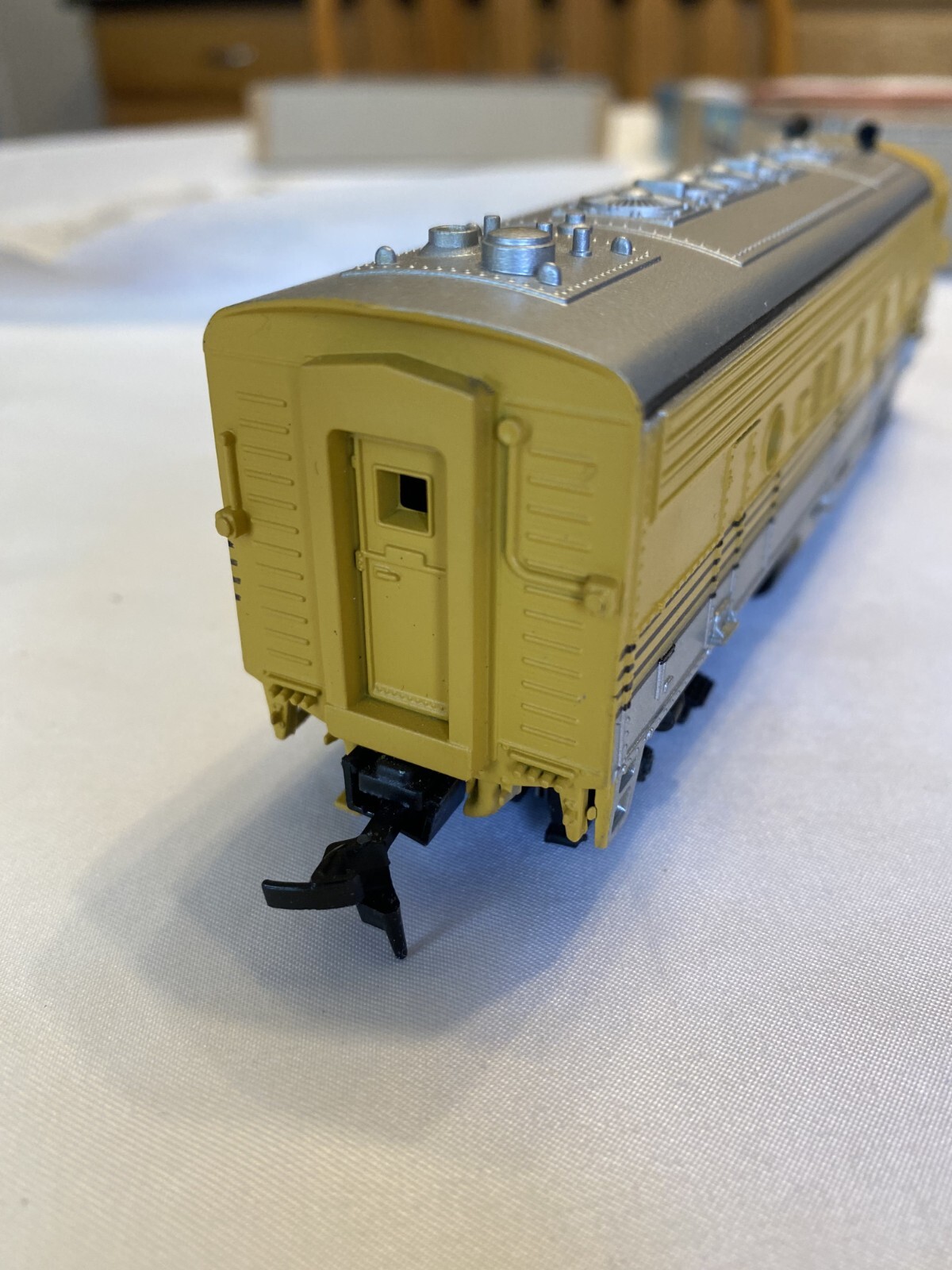 Vintage Athearn HO Denver & Rio Grande Diesel Locomotive / Caboose / Box Cars