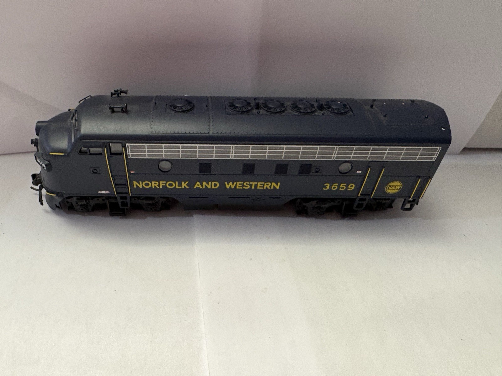 Norfolk And Western HO Scale Locomotive 3659 Tested And Runs