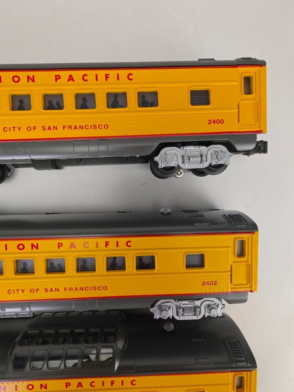 Williams Passenger Cars Union Pacific O Gauge 4-Car Set Box Lights
