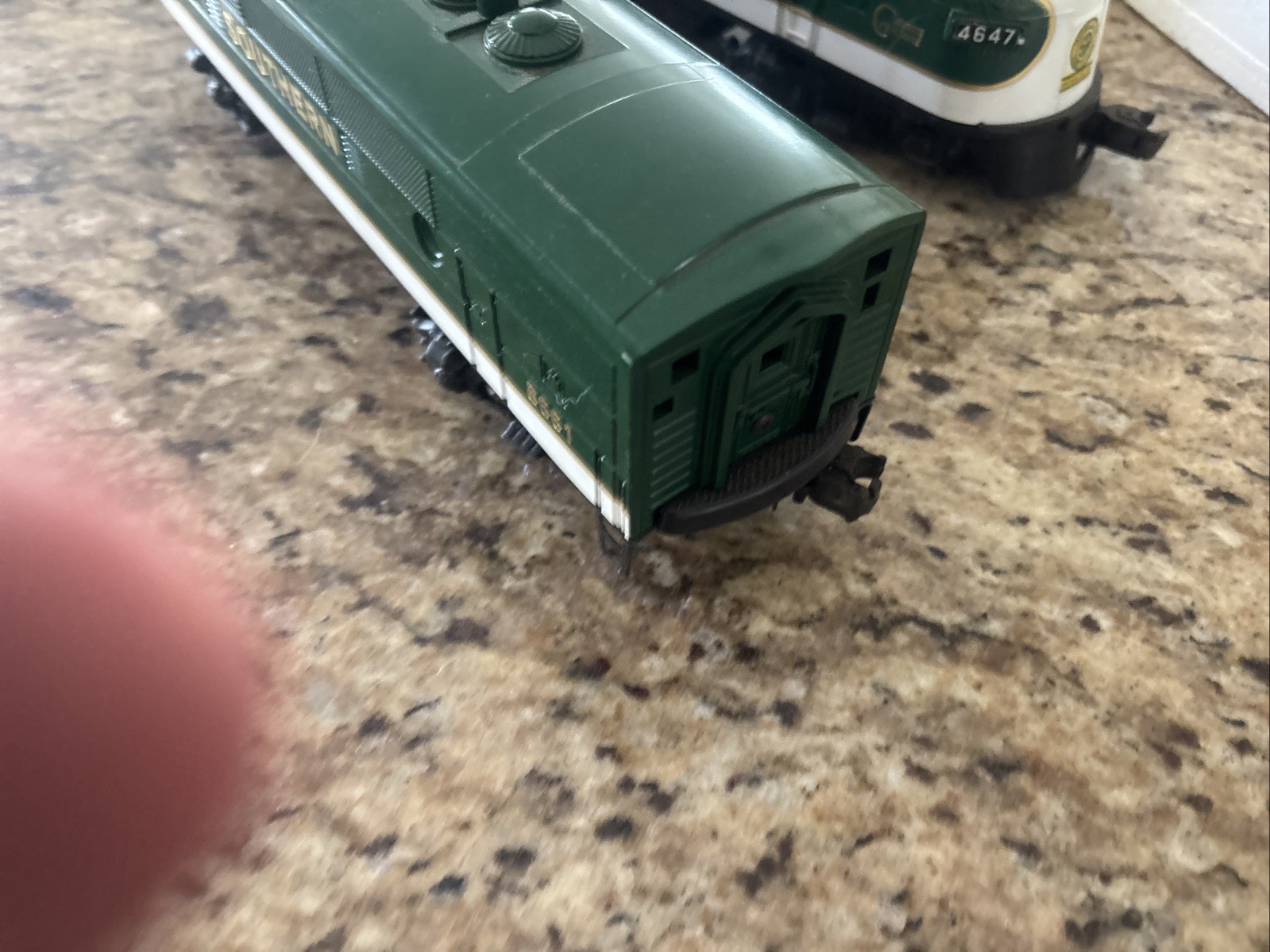 Lionel 6-8566 O Gauge Southern F-3 A Diesel Locomotive F3 B 8661 4647