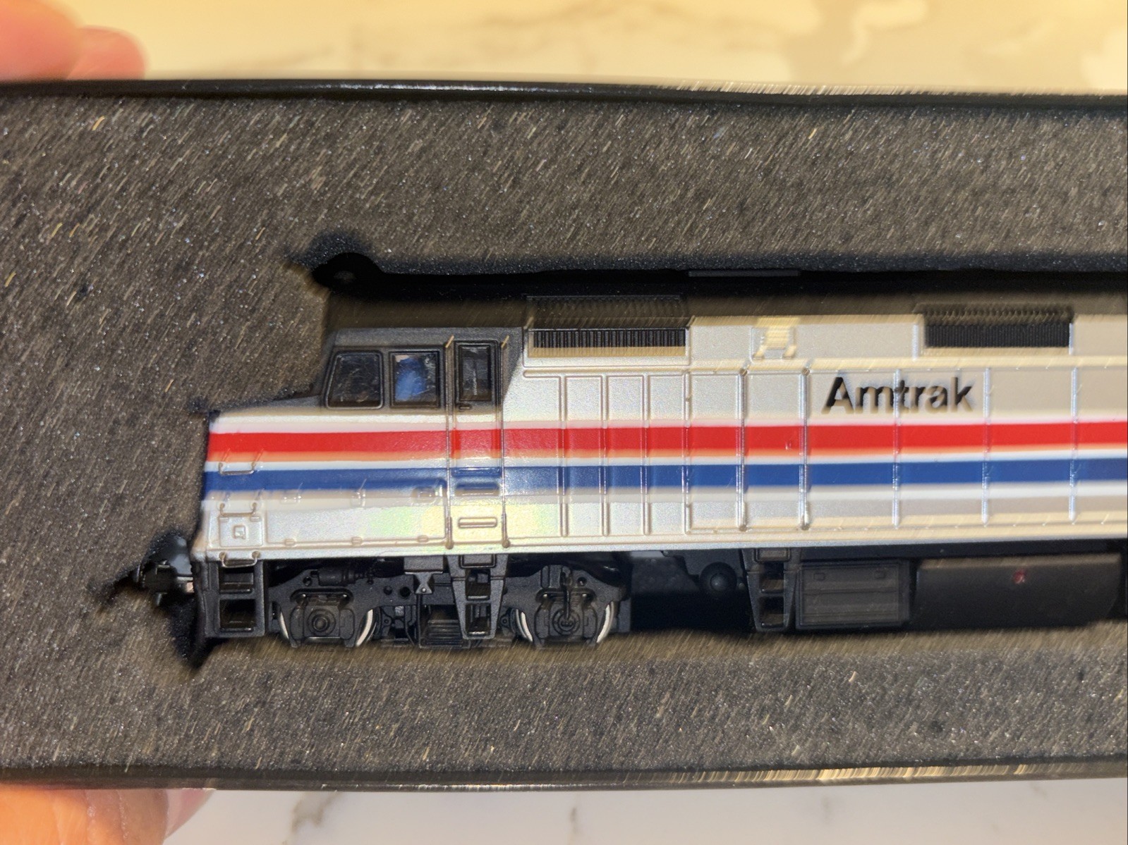 LI005 BACHMAN SPECTRUM 87017 train Ho Locomotive diesel EMD F40 PH Amtrak 227