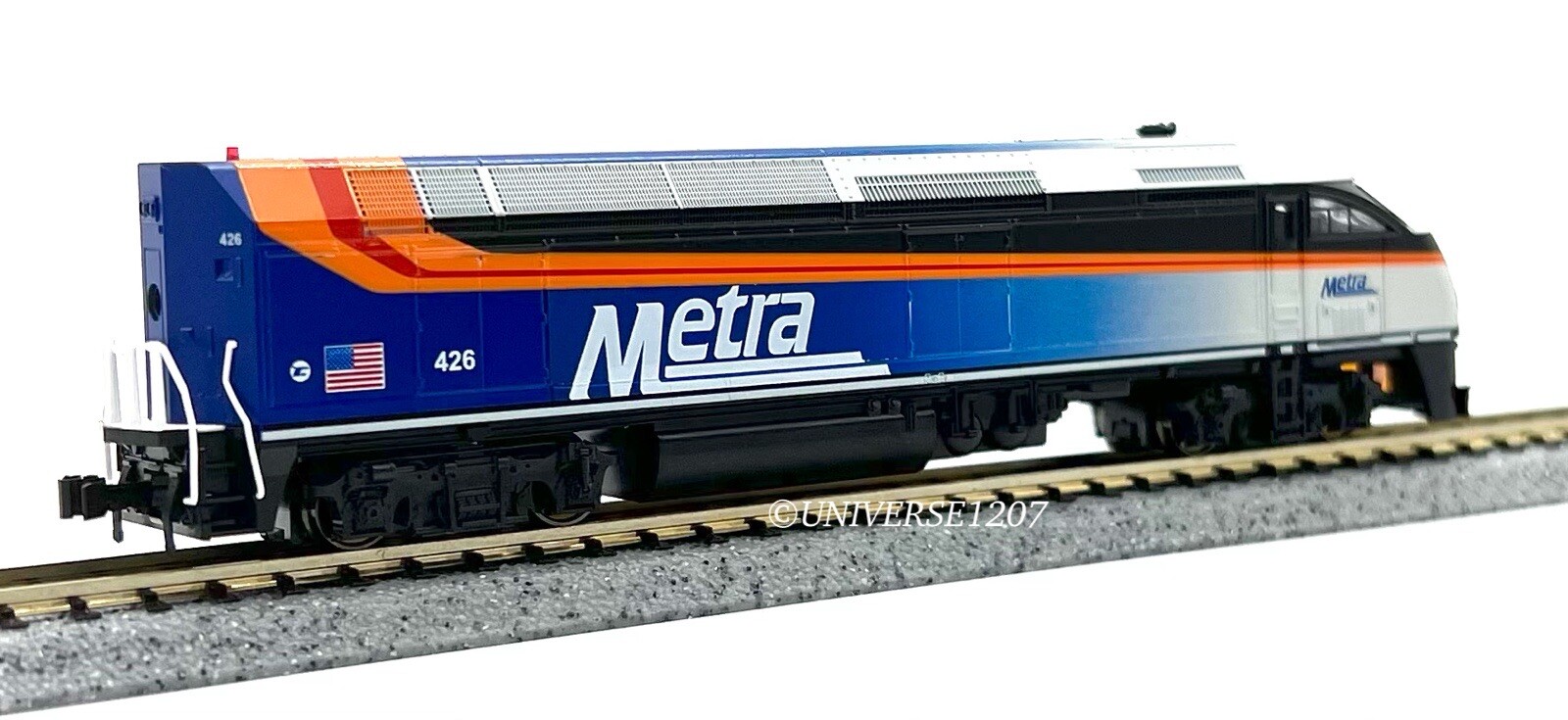 N Scale Kato 176-6122 MPI MP36PH Chicago Metra #426 Diesel Engine Locomotive NIB