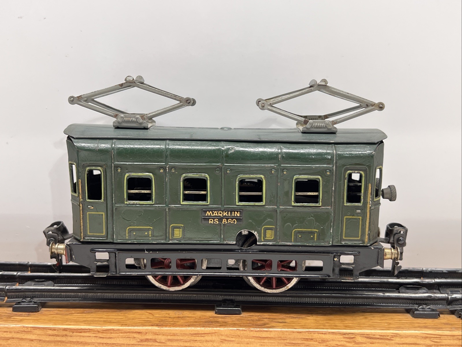 1950s Marklin RS 880 Windup Locomotive Forward Reverse Excellent
