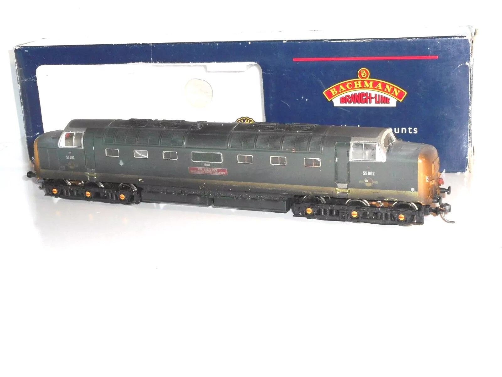 Bachmann 32-525A DCC Class 55 Deltic Co-Co Diesel The Kings Own Yorkshire. OO.