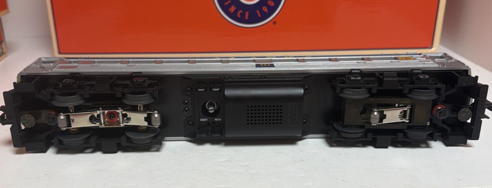 Lionel Trains 6-38428 Alaska Powered Budd Coach Car Silver
