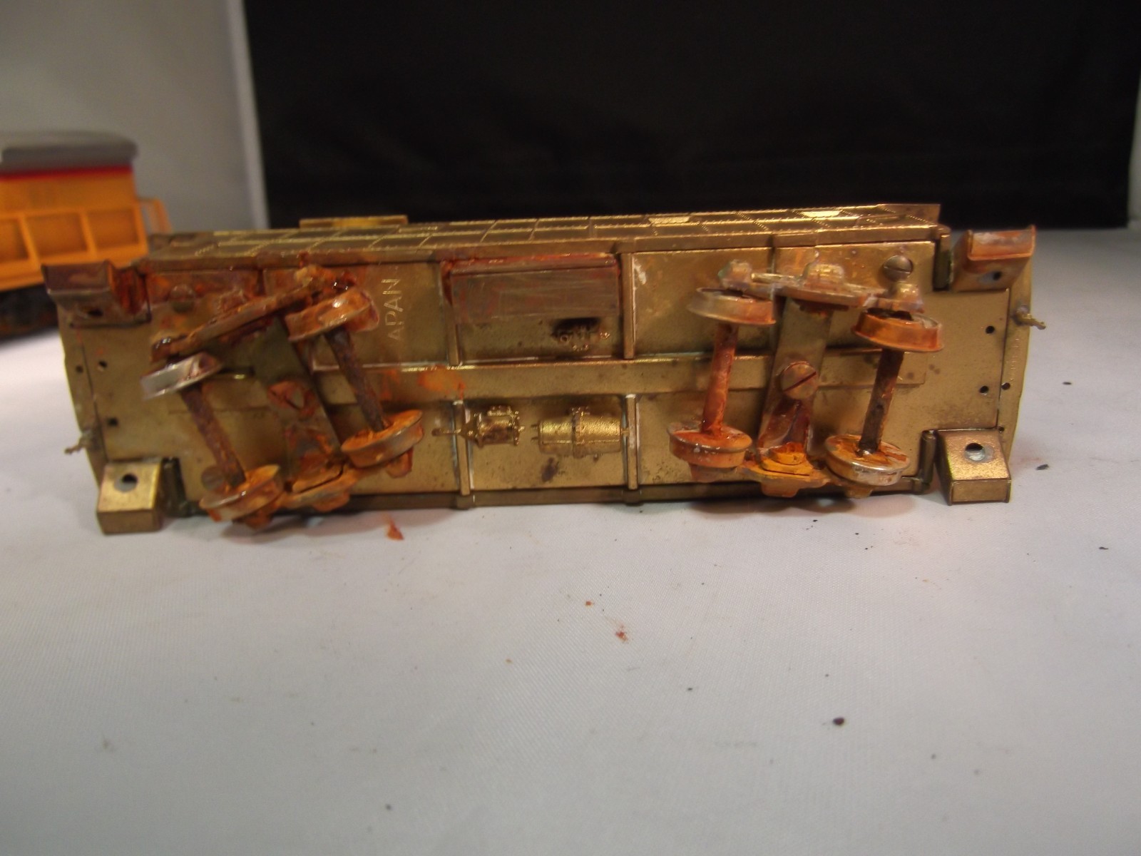 HO Scale Bachmann Locomotive Engine for Repair and a Brass Caboose from Japan
