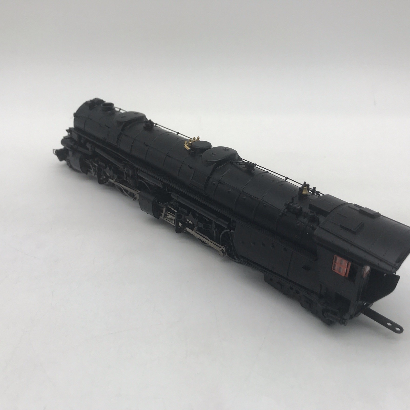 HO Scale Broadway Limited #015 N&W Class A 2-6-6-4 Unlettered (A) (DCC/SND) CBN