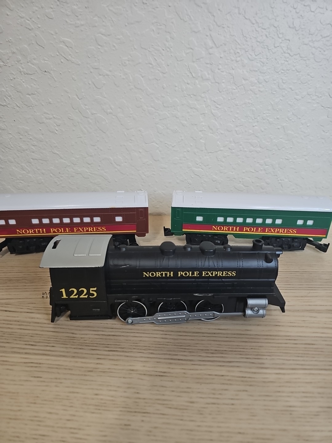 North Pole Express Toy Train Set Locomotive 1225 + 2 Cars Christmas Holiday