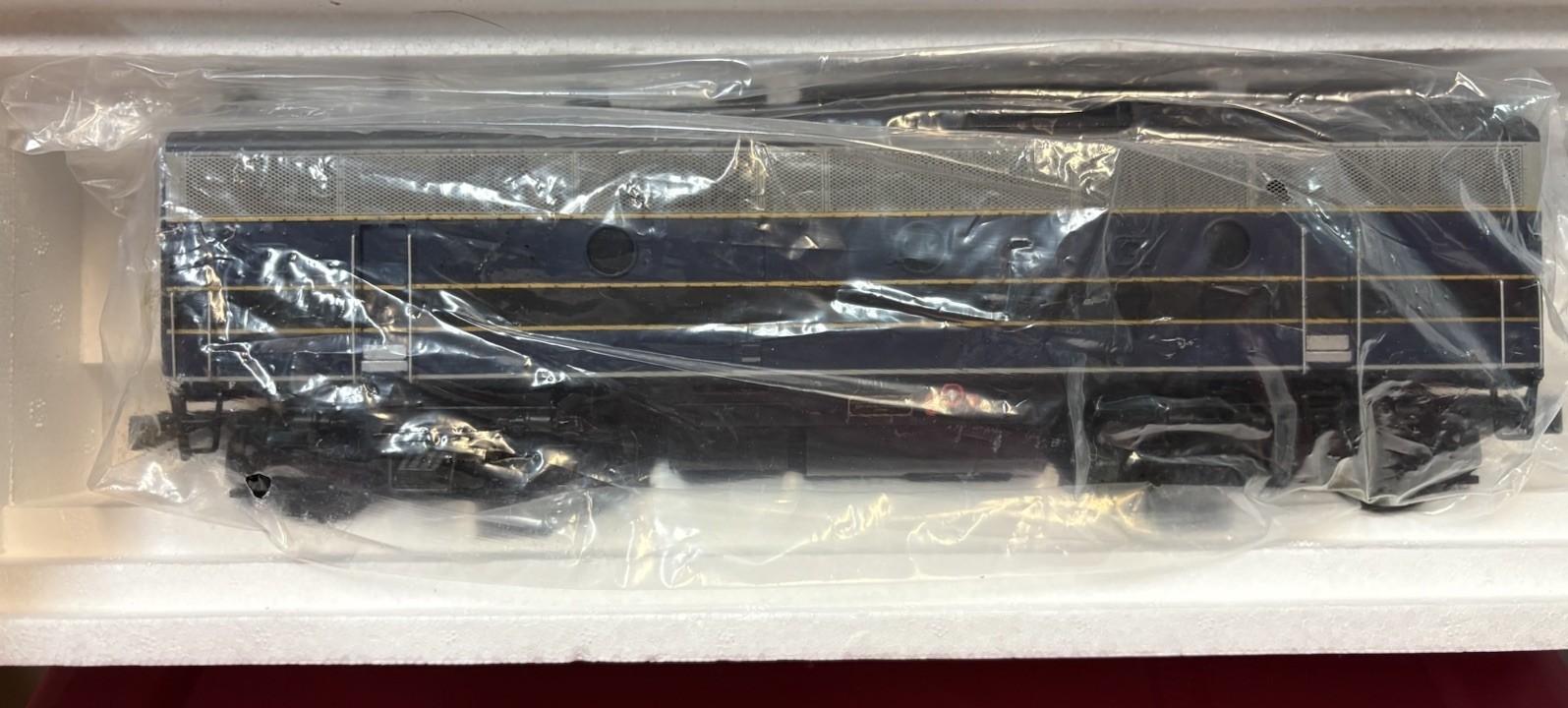 2002 Lionel Electric Baltimore & Ohio F3 B-Unit TrainMaster Diecast Truck + Box