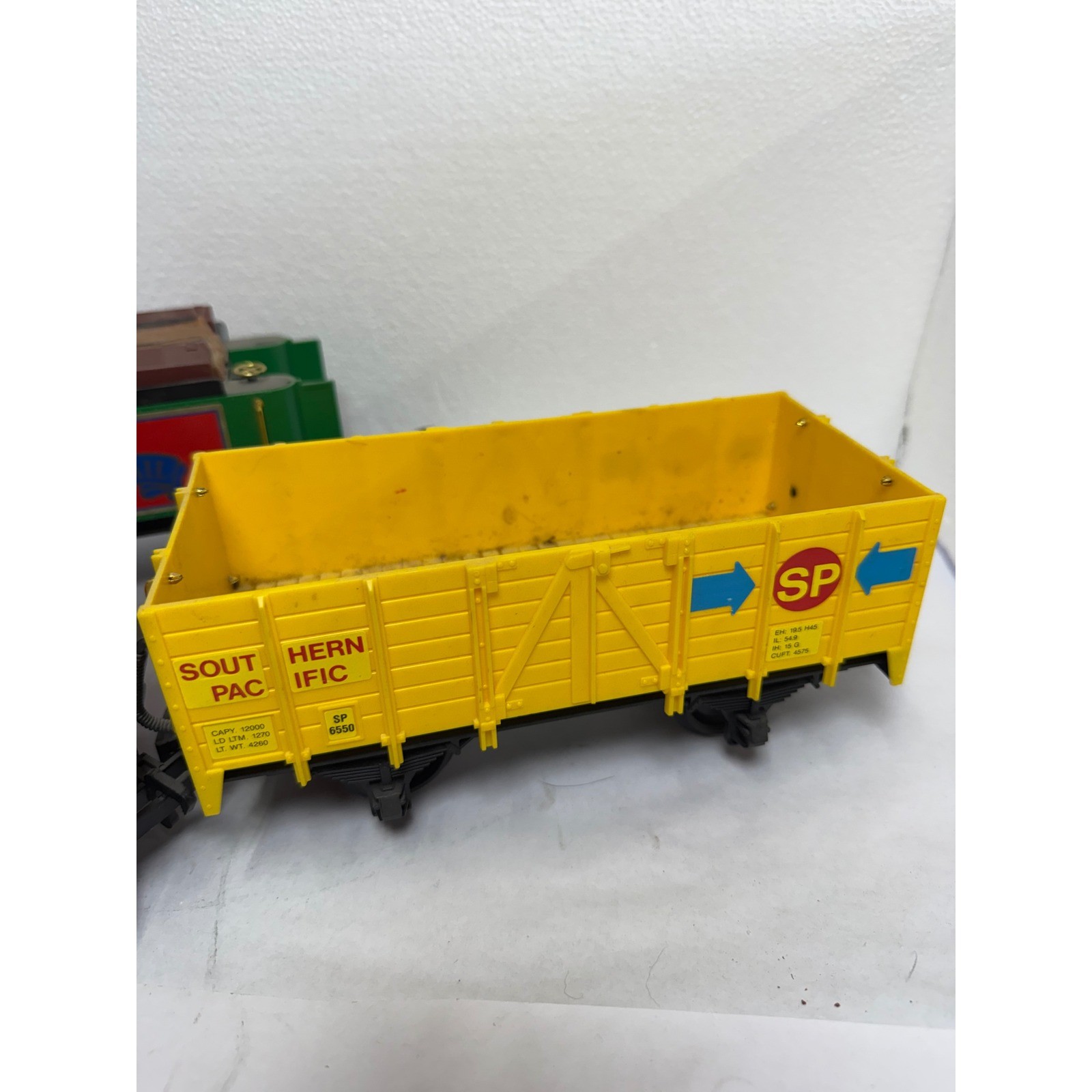 Echo Toy Train Set Multicolor Classic Rail Battery Operated Vintage Style