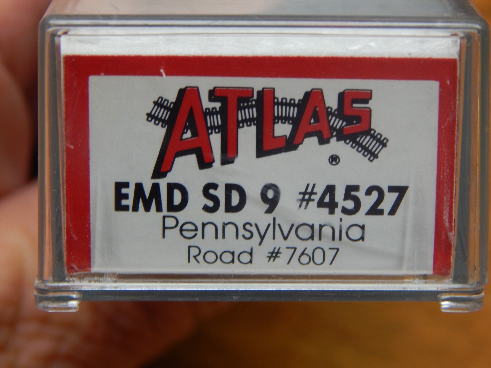 ATLAS 4527 PRR PENNSYLVANIA EMD SD-9 LOCO ENGINE USED VERY LITTLE N SCALE RUNS