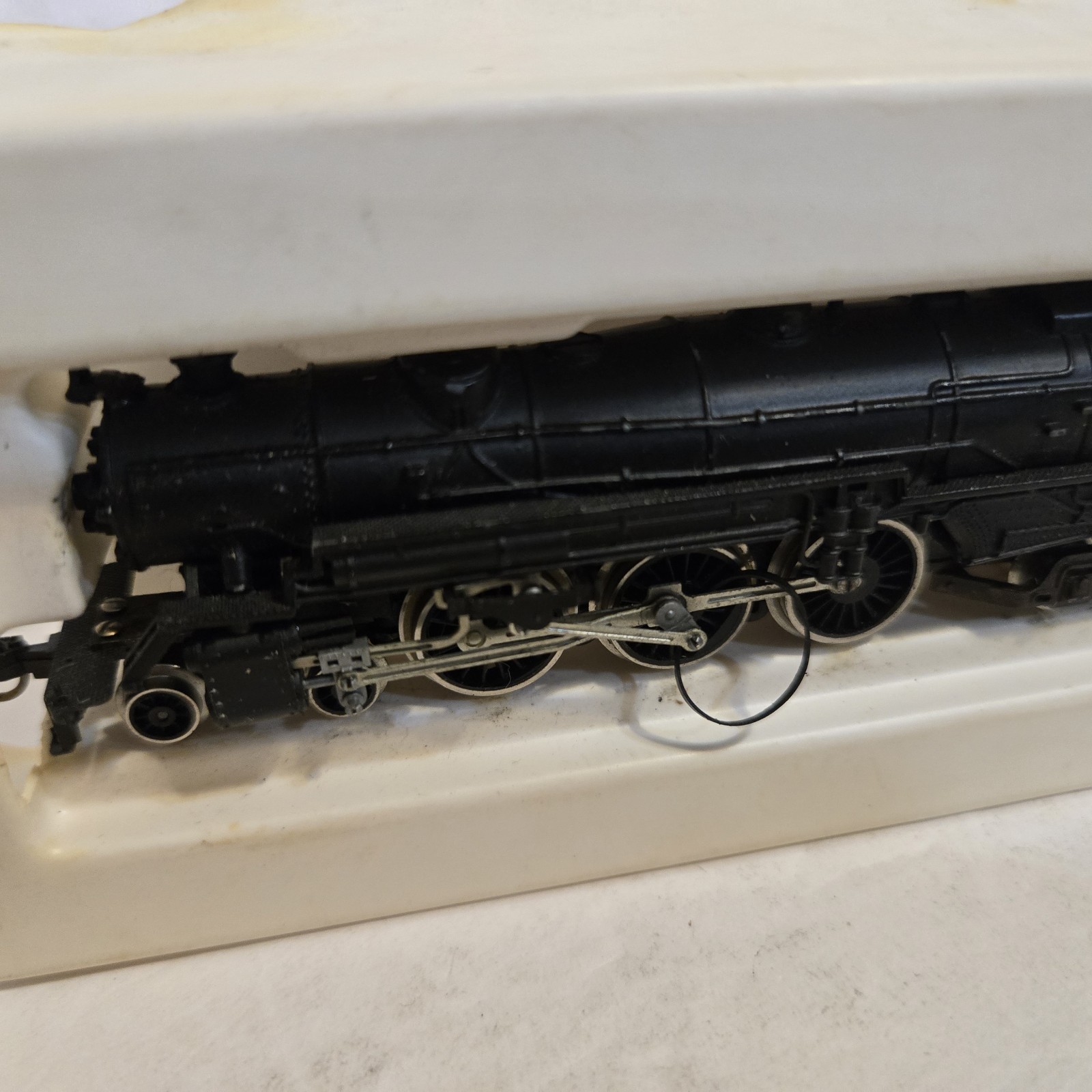 Revell Rapido N Scale Santa Fe 4-6-2 Pacific w/ Tender. Runs. West Germany