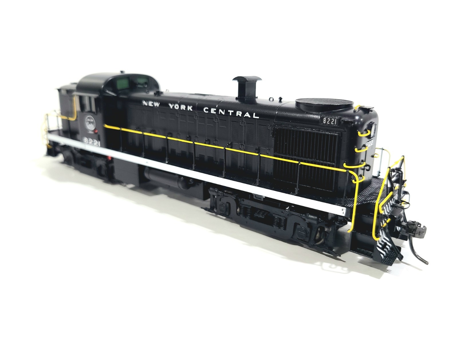 Division Point NYC Alco RS-2 New York Central #8221 HO Brass Model #DP-8815.2