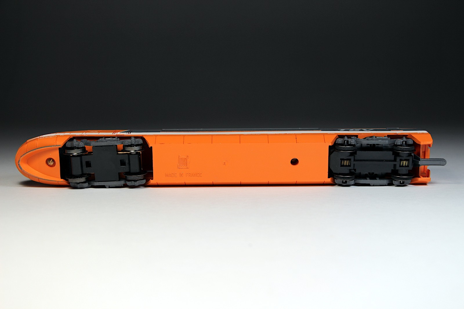 Jouef TGV 23084 Train Grande Vitesse HO Scale Electric Train 8800 Engine in Box