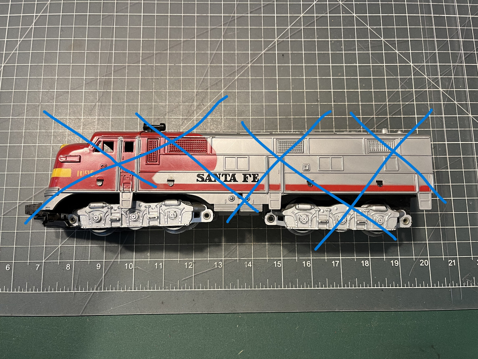 Marx Train SantaFe 1095 Diesel Locomotive Engine FRONT TRUCK ASSEMBLY PART LOT F