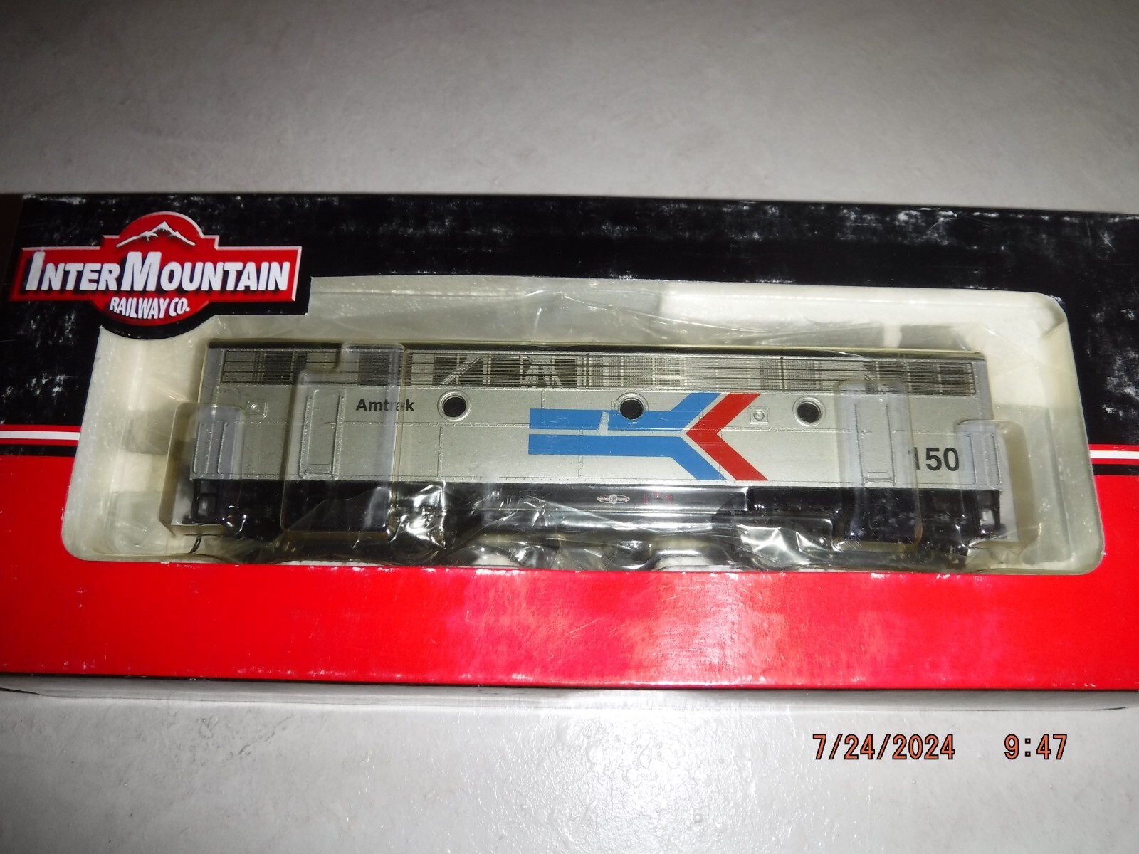 INTERMOUNTAIN HO AMTRAK EMD F7B LOCOMOTIVE TENDER #150 ITEM #49528-01 – NEW!