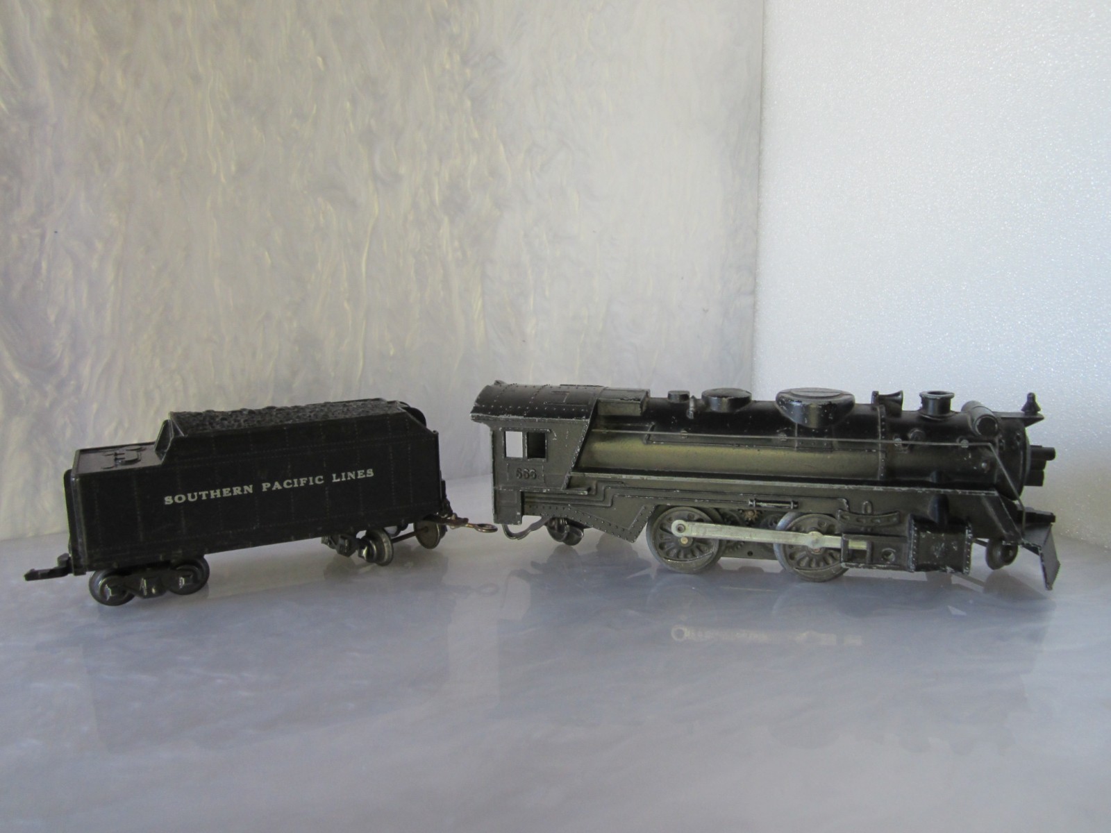 VTG MARX O GAUGE CAST IRON STEAM LOCOMOTIVE WITH SOUTHERN PACIFIC LINES TENDER