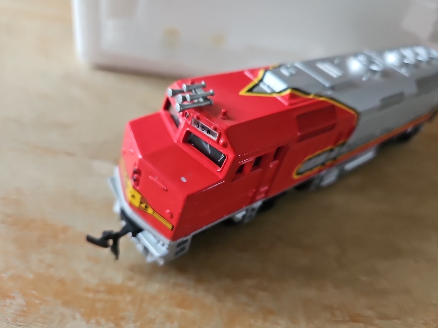 Bachmann HO Scale 0676 EMD F40PH Diesel Locomotive in Box
