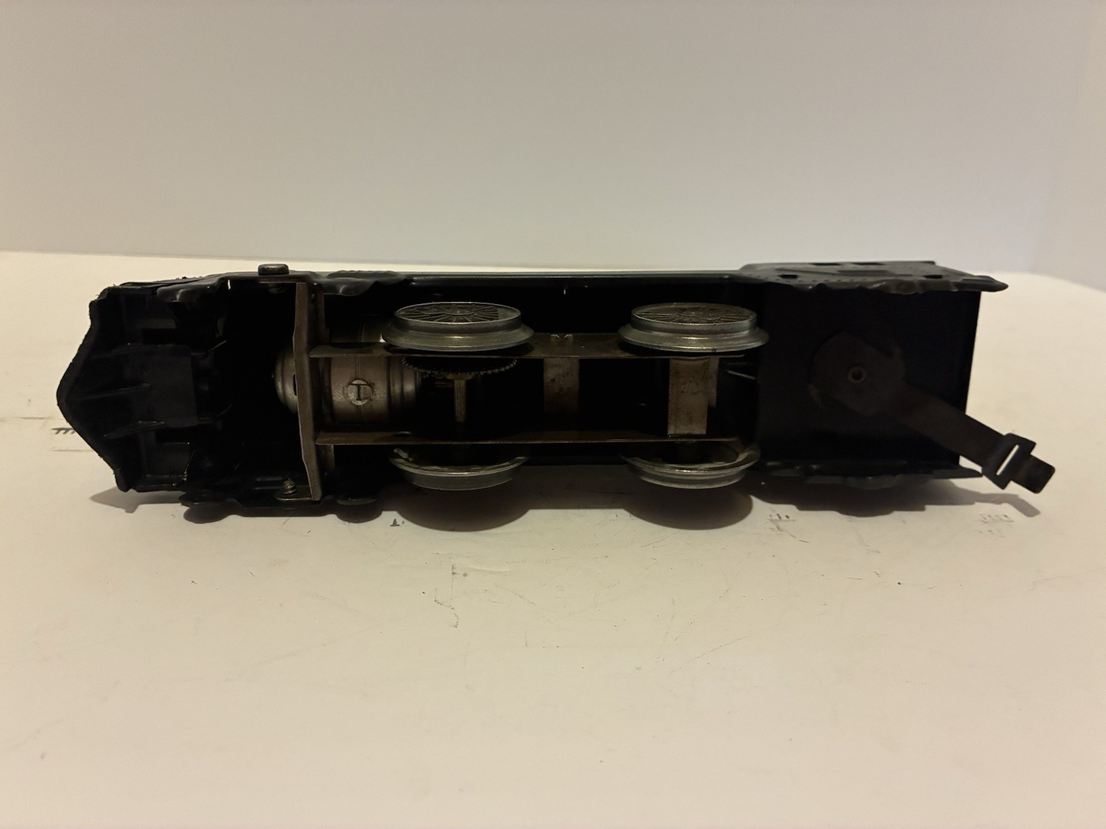 Marx 591 Battery Operated Tin Locomotive with tender. Tested See Description.