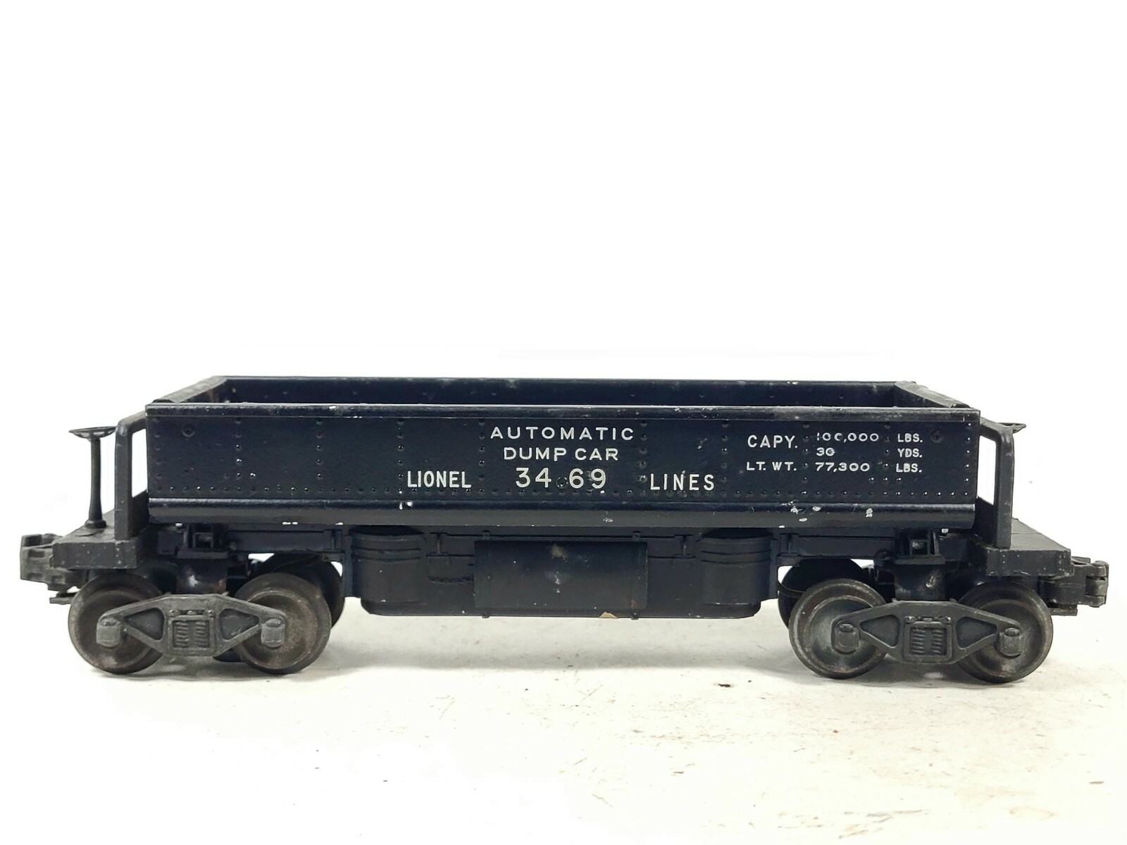 3x Lionel 3469 Dump Car w/Bin 6462 Gondola w/Barrel Load, X6454 Boxcar SP 96743