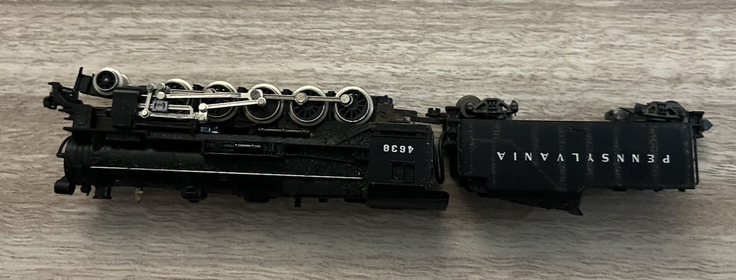 N Scale Minitrix Pennsylvania 2-10-0 Steam Locomotive and Tender #4638 See Desc