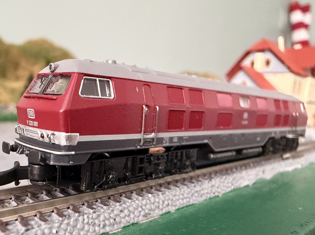 Marklin Z 88320 DB V 320 001 Heavy Diesel Loco | Excellent | Tested