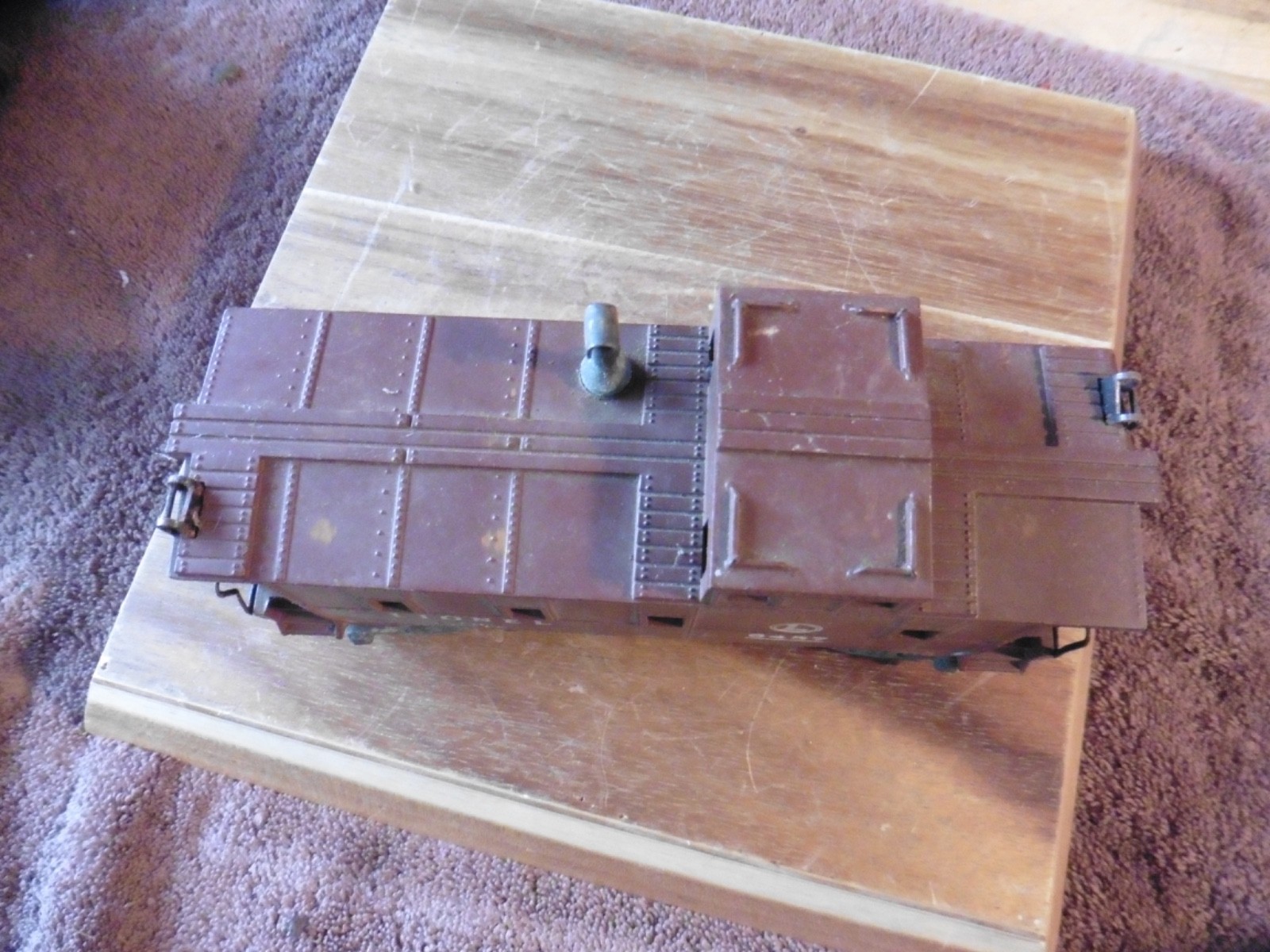 Vtg Lionel 6457 Premium Train Lighted Caboose Brown w/ Black Stack Untested