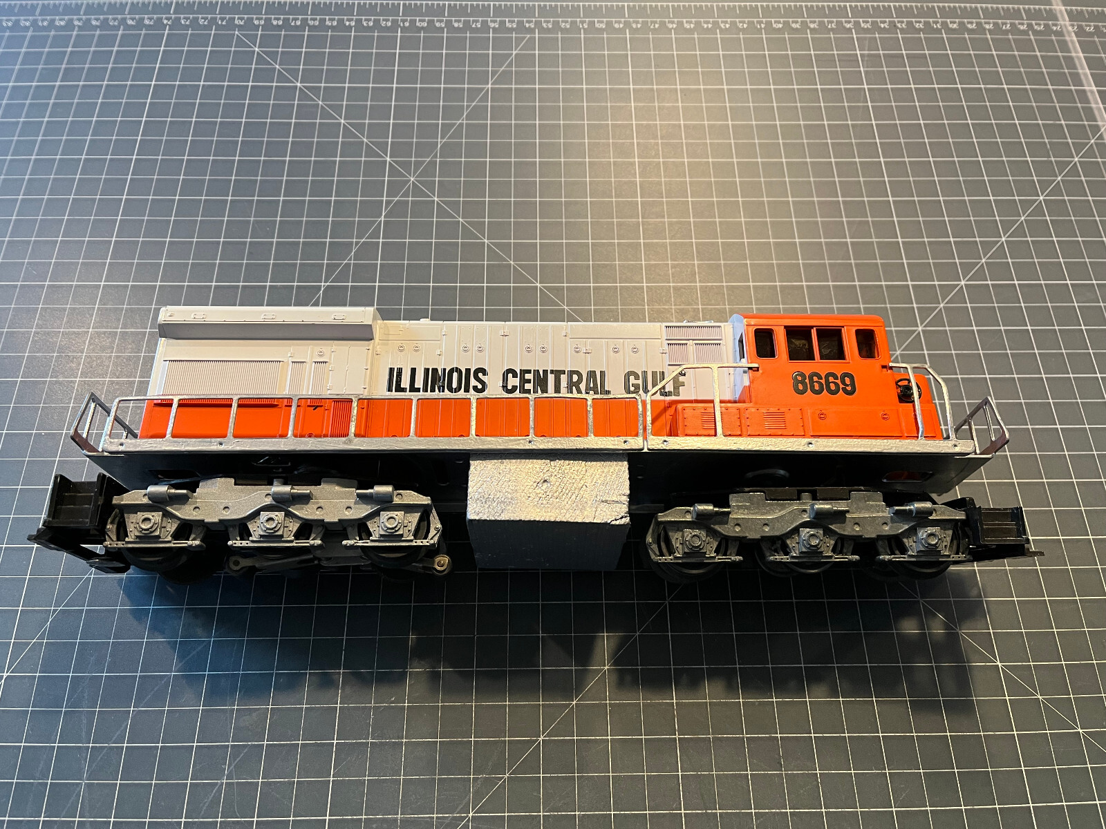 Lionel Train 8669 U36B Diesel Locomotive 8855-035 TRUCK WHEEL SET PART LOT B