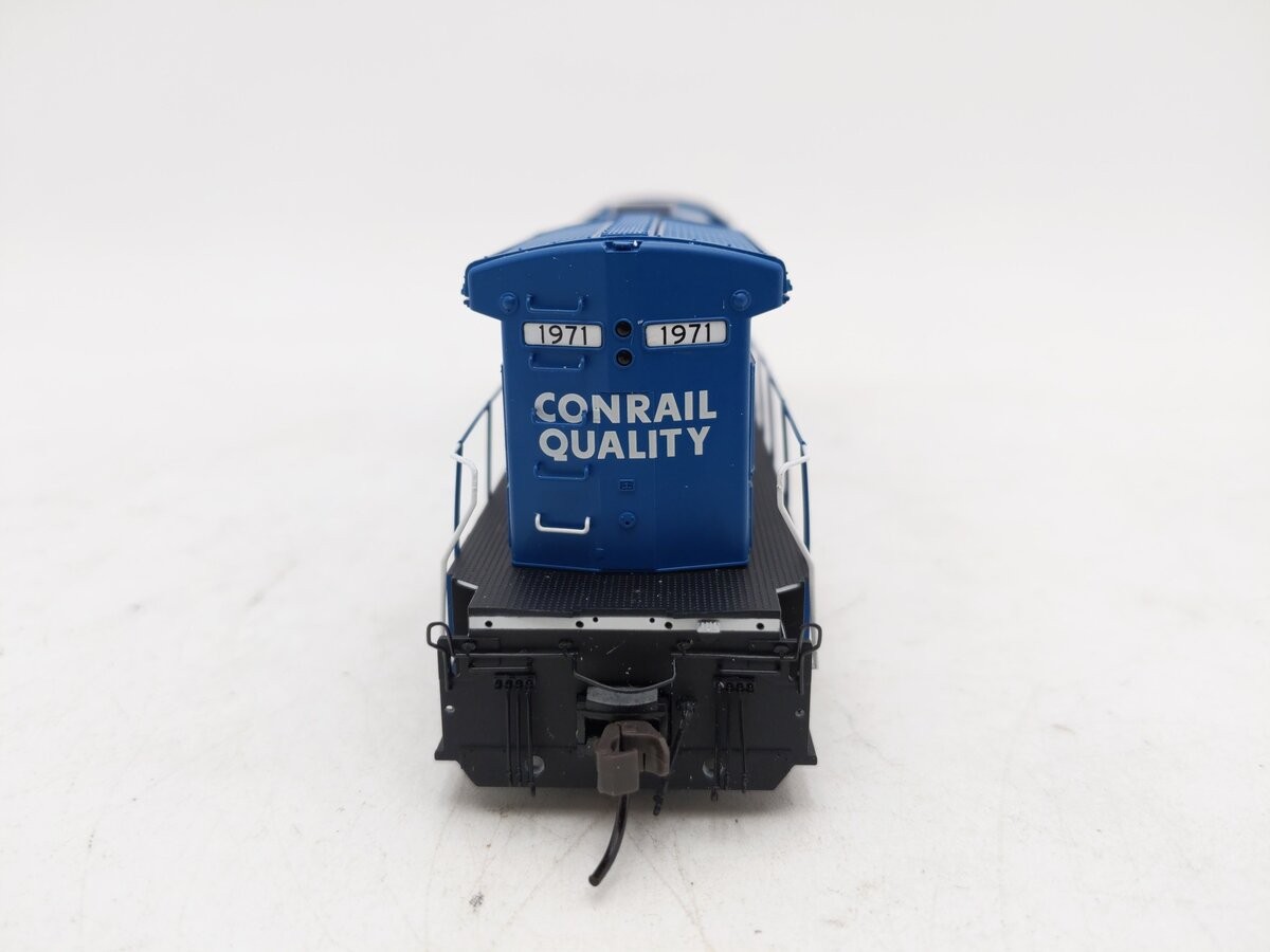 Atlas 8047 HO Scale Conrail Quality GE B23-7 Diesel Locomotive #1971 EX/Box