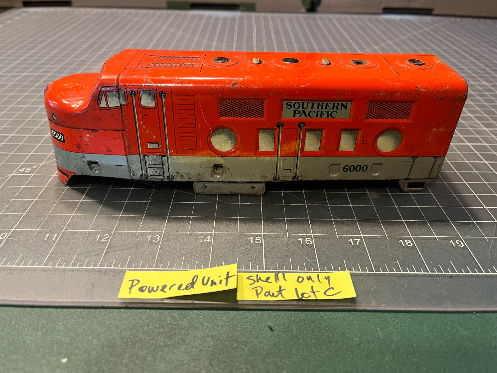 Marx Train SP 6000 POWERED Diesel Locomotive Engine METAL SHELL ONLY PART LOT C