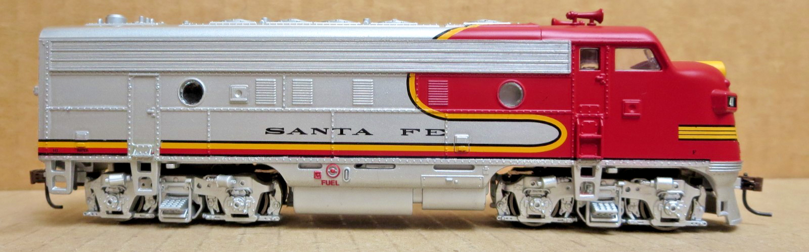 Athearn 80218 Santa Fe F7A-F7B 41L & 41A PWR/DMY MIB HO