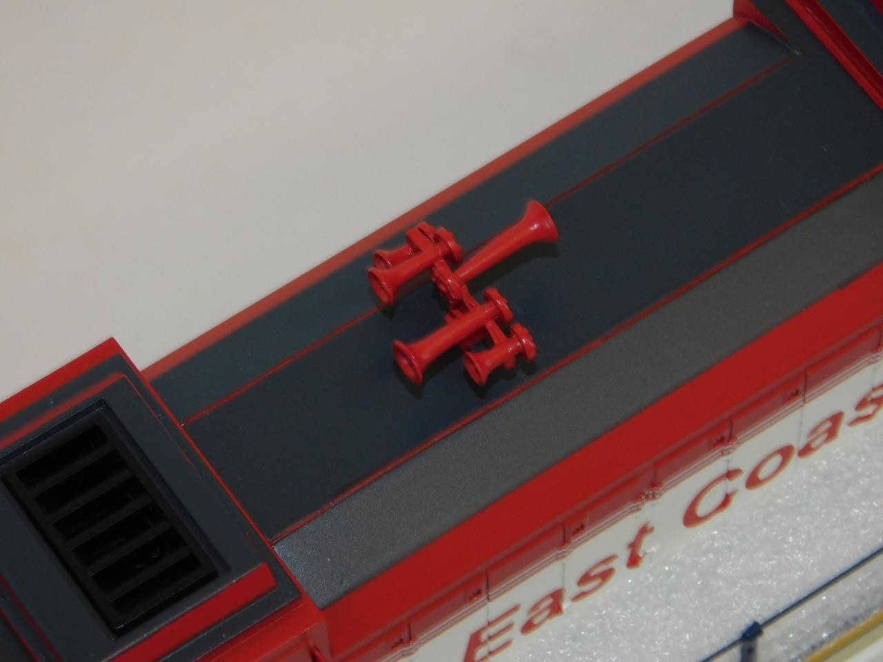 MTH 20-2978-1 EMD SD70M-2 Florida East Coast Protosounds2 Premier C-9 Diesel FEC
