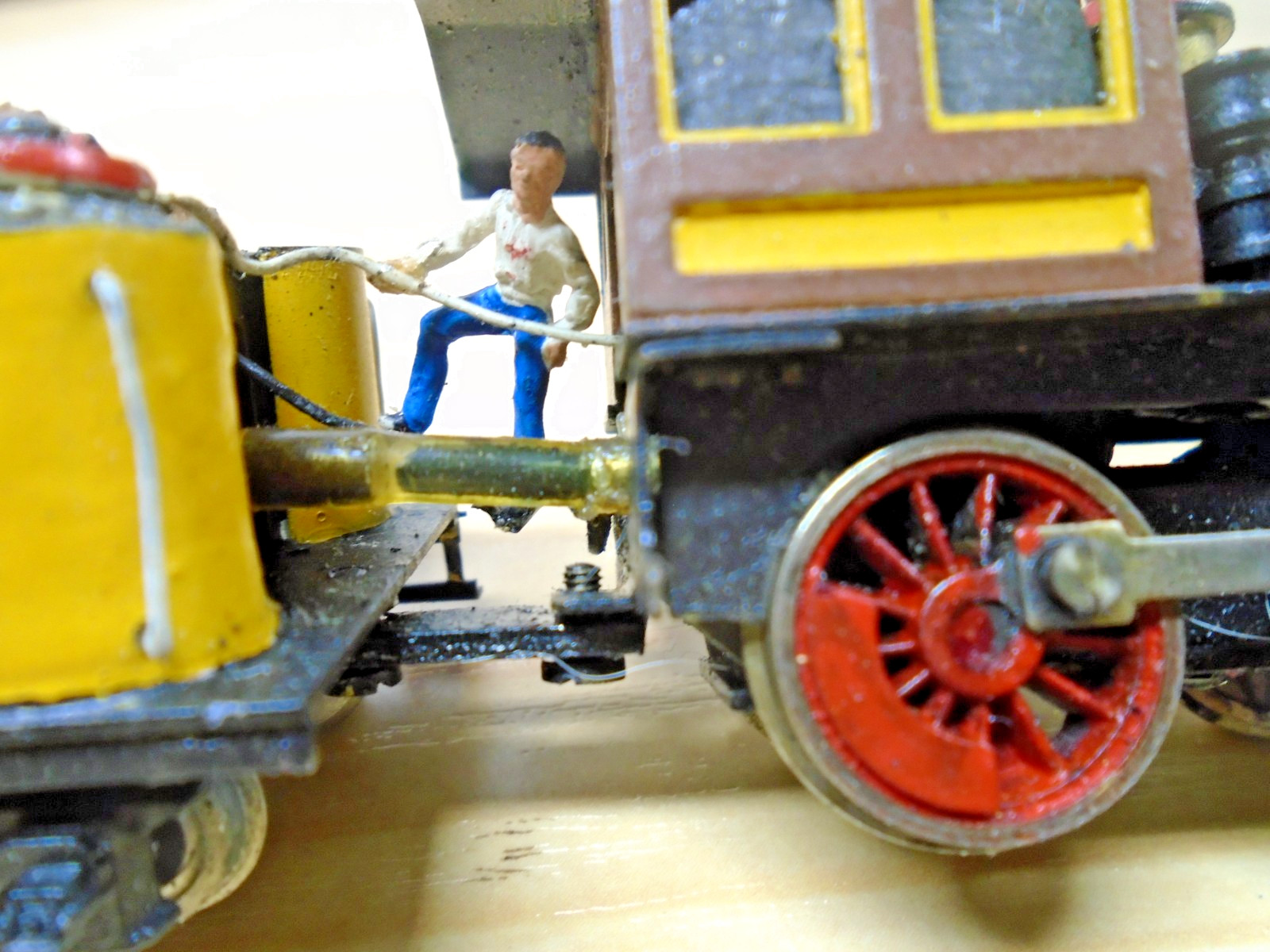 Nicely Finished Akane Brass HO D&RGW Loco 4-4-0 & Wood Load Tender Runs/Lights