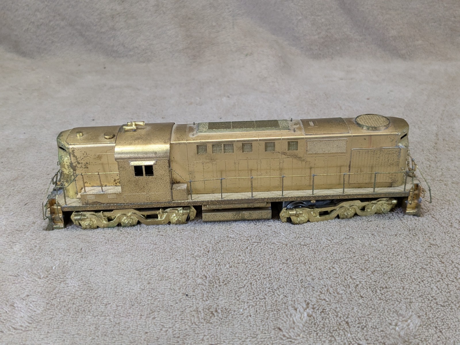 ALCO Models Brass DL-702 Diesel Locomotive HO Scale High Hood