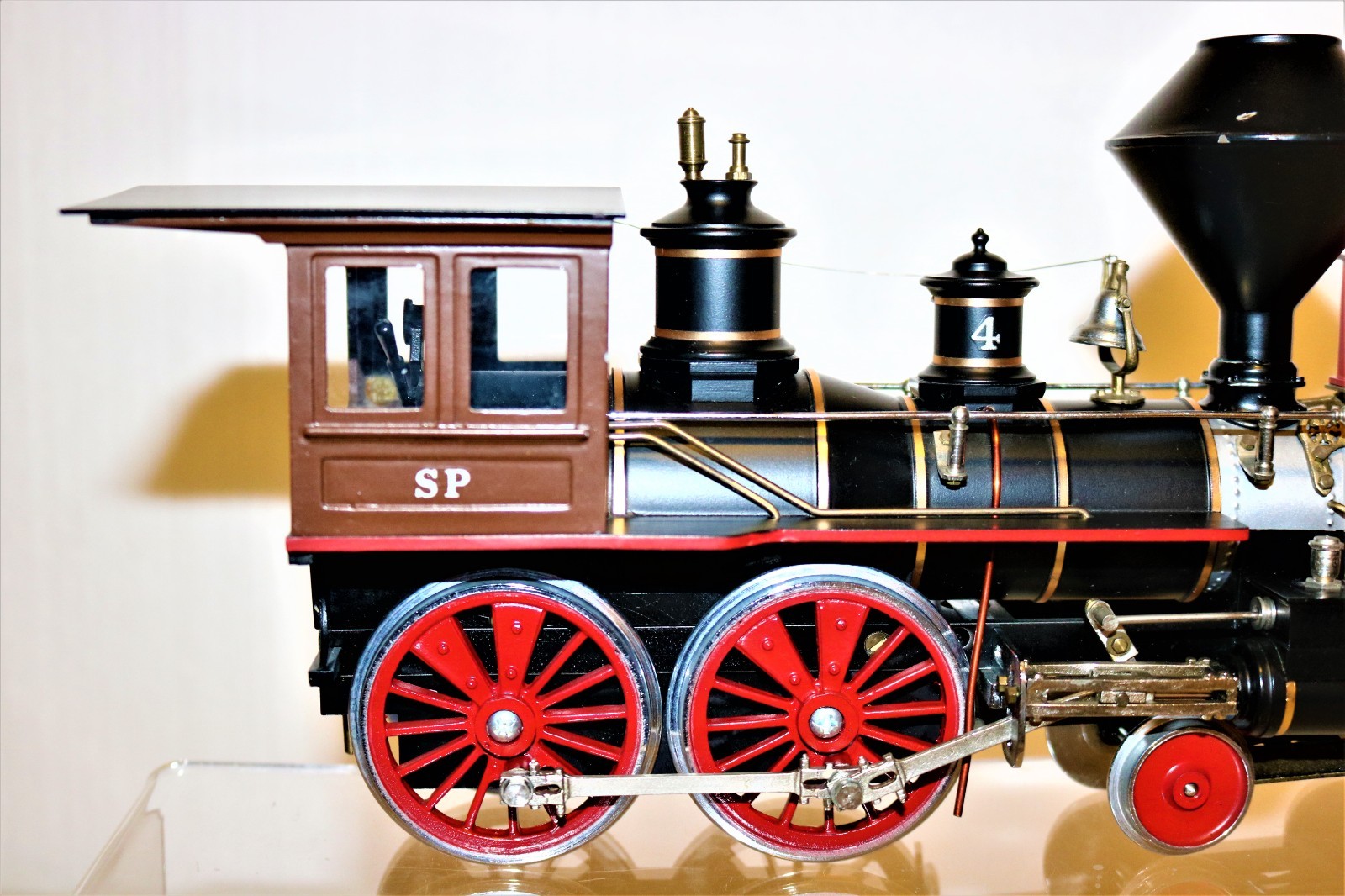 BEAUTIFUL RARE G scale Brass DELTON Southern Pacific Lines SP 4-4-0 #4 -Ser#44