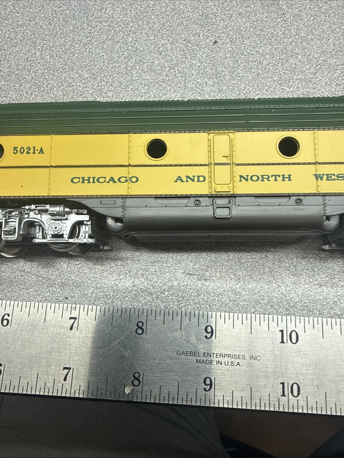 Rivarossi Chicago & North Western #5021A E7 HO Dummy Diesel Locomotive