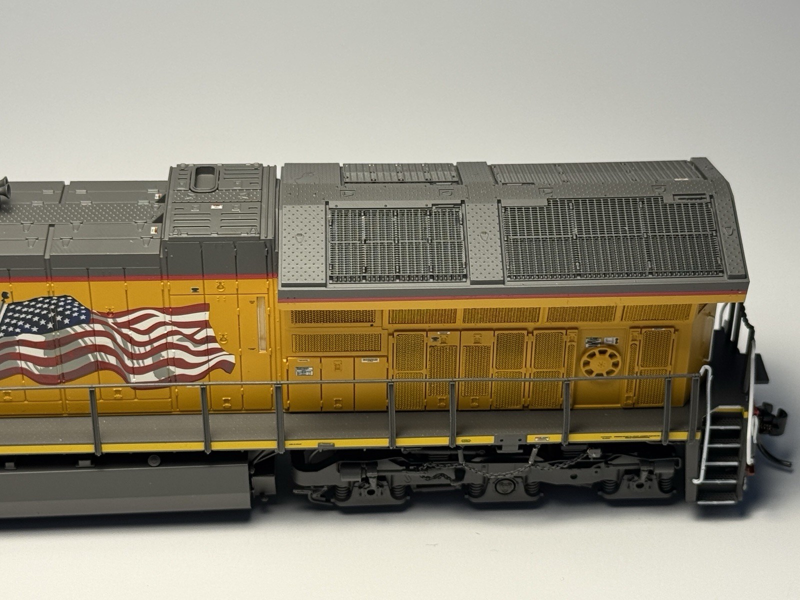 Intermountain 497104S-05* HO Scale ET44AC Union Pacific #2640 DCC
