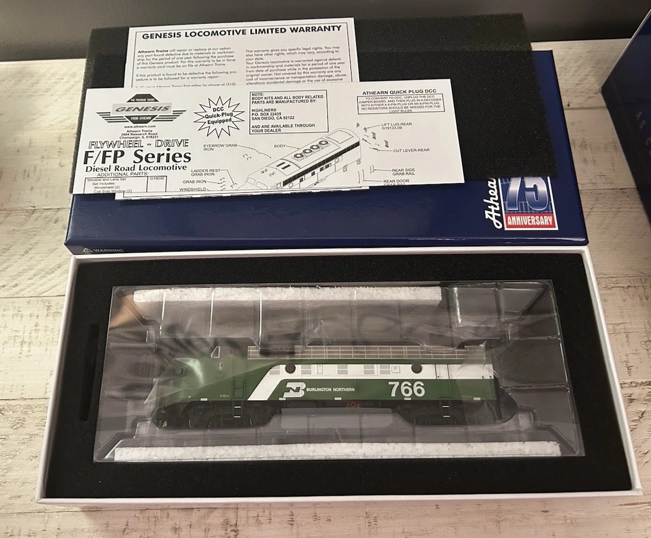 HO Athearn Genesis F9A BN Burlington Northern #776 ATHG19335