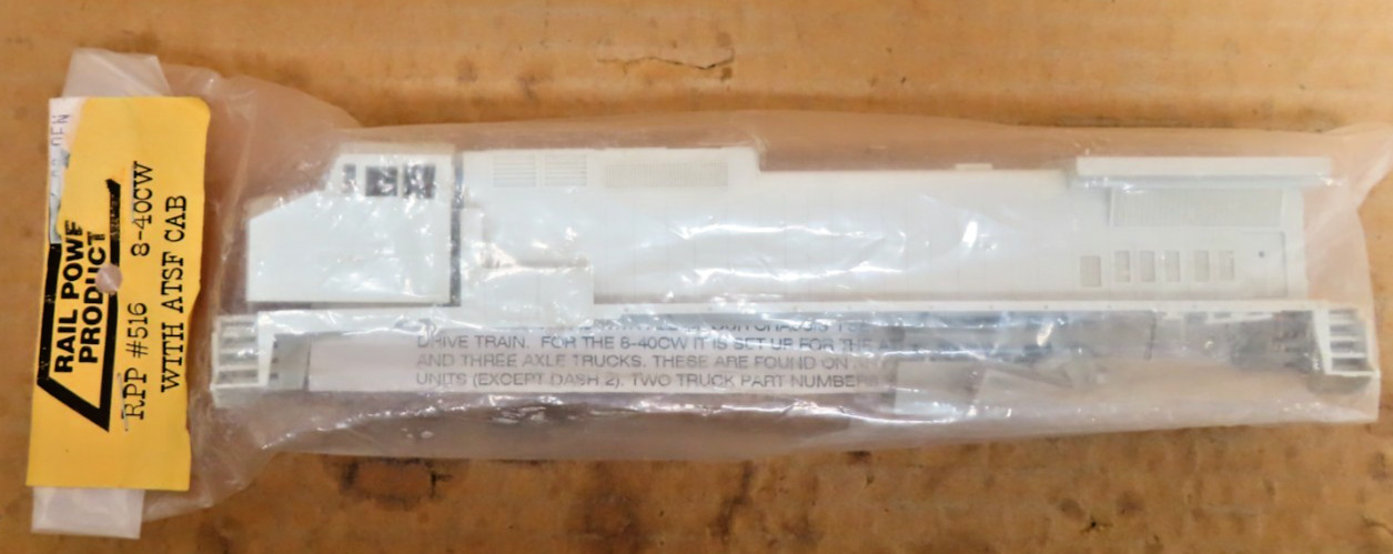 RAIL POWER PRODUCTS HO SCALE #516 GE DASH 8-40CW ATSF TYPE UNDEC. SHELL & PARTS
