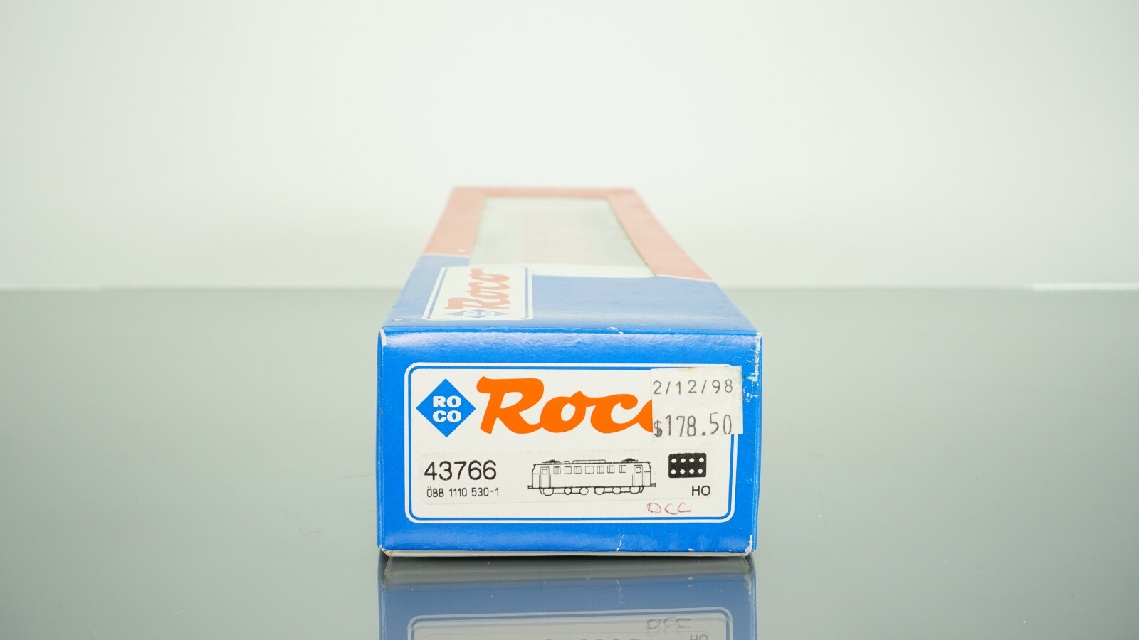 Roco 43766 1110 530-1 Electric Locomotive OBB DC/DCC HO scale
