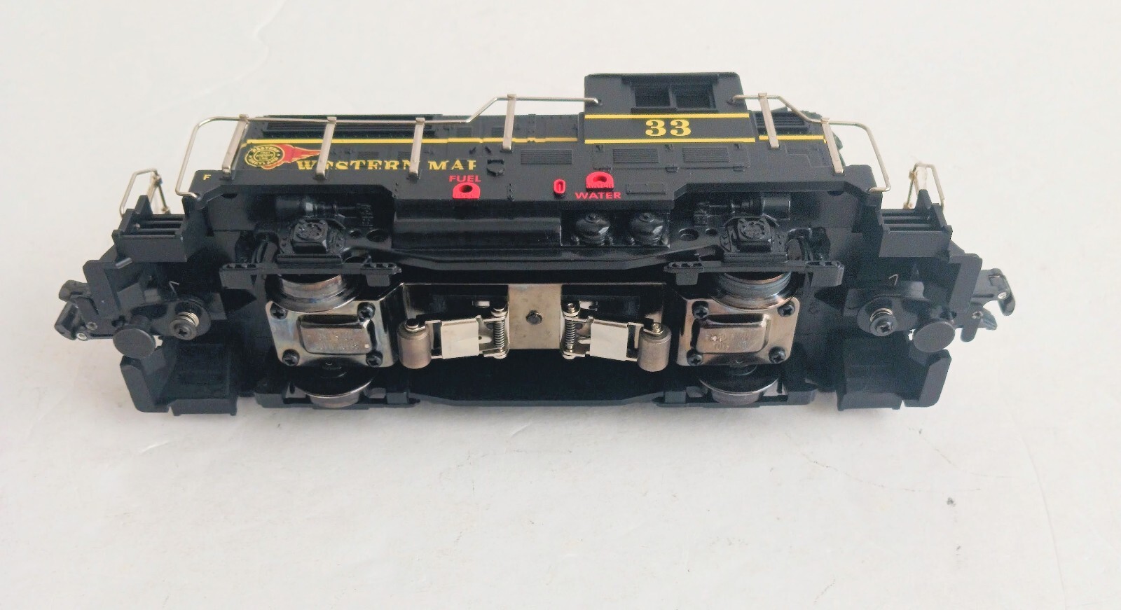 RMT4341 WESTERN MARYLAND # 33 POWERED DIESEL LOCOMOTIVE