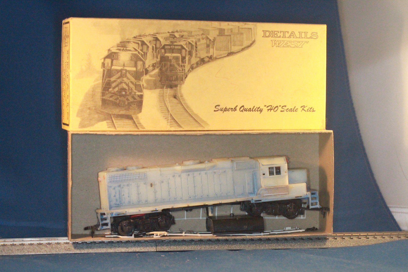 JP HO Life-Like EMDGP38-2 Undecorated White