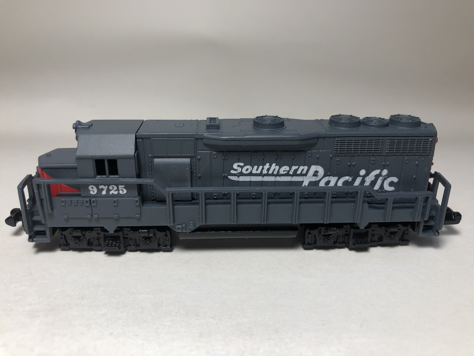 High Speed Metal Products Southern Pacific Locomotive 9725. N Scale.New In Box
