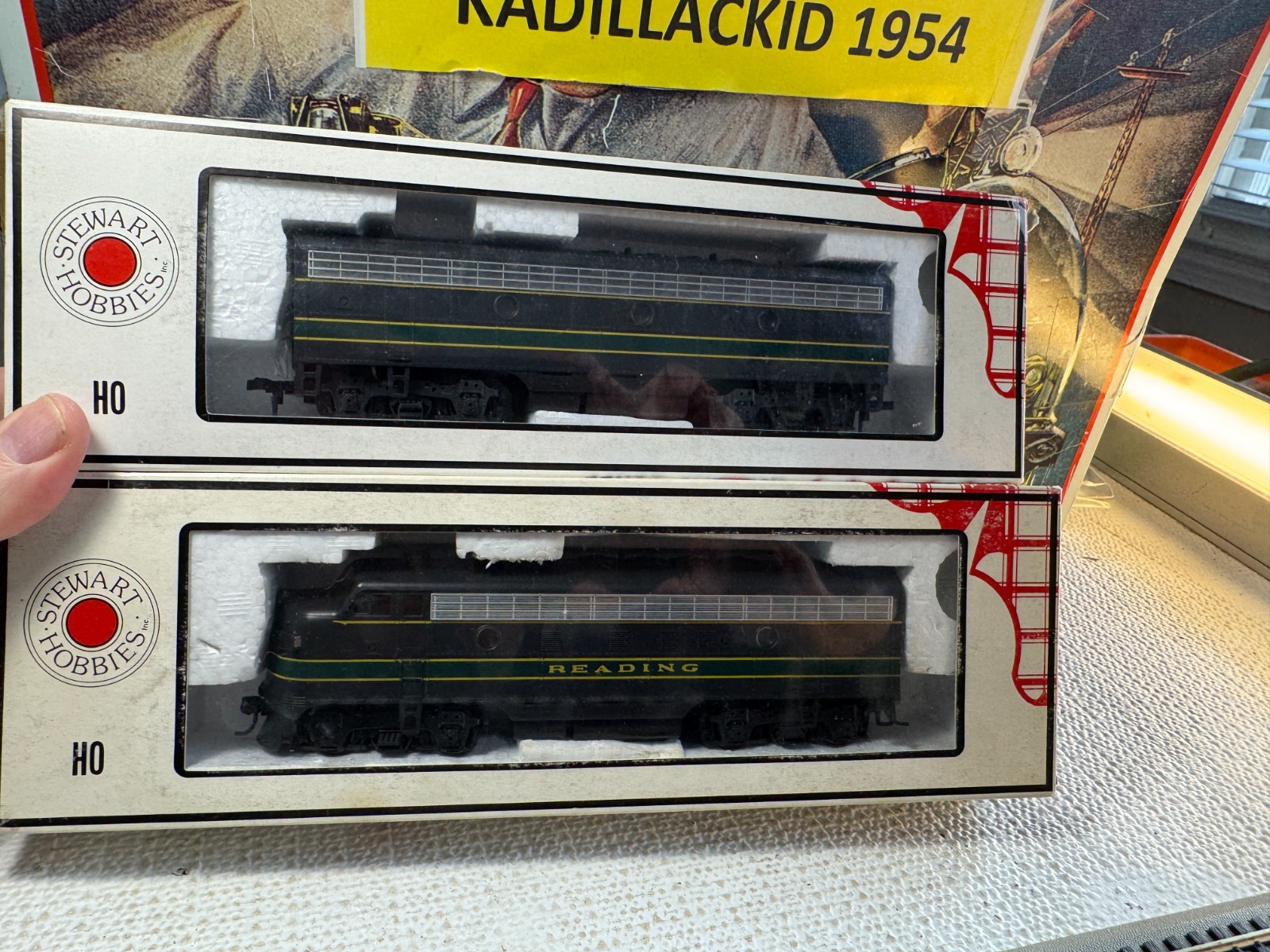 🚂 HO STEWART – READING R.R. F3A & F3B DIESELS-BOTH POWERED- NEW 💥 H3687