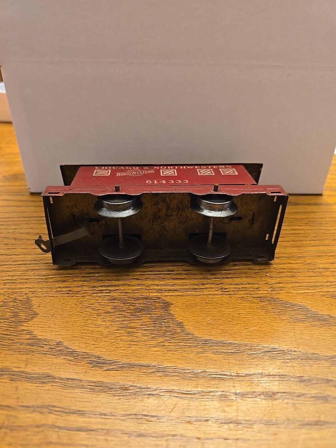 Hafner Trains Chicago & Northwestern 614333 O Gauge Metal Tin Caboose (157)