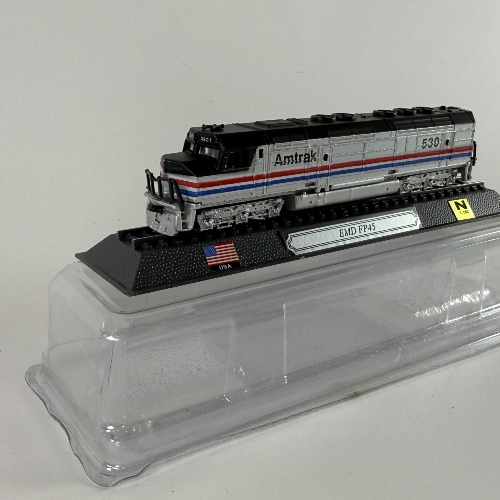 Amtrak 530 EMD FP45 N Scale Diecast Locomotive Model Silver/Black/Red/Blue