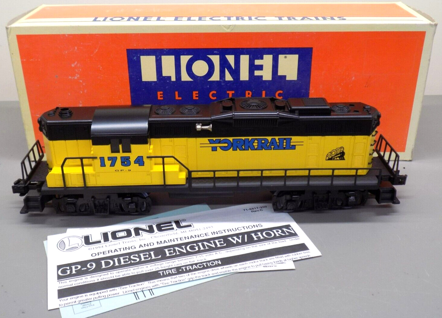 Lionel Trains 1994 T.C.A. York Rail GP-9 Diesel #6-52037 Cab #1754 & #1750 Dummy
