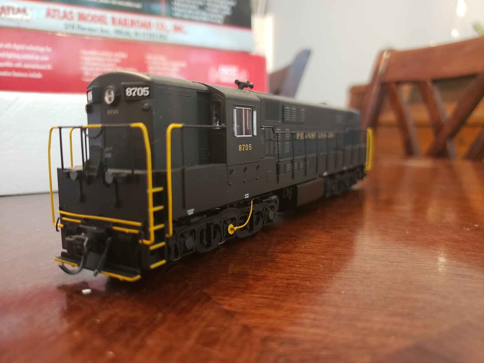 HO Atlas FM H-24-66 Trainmaster PRR TCS Wowsound